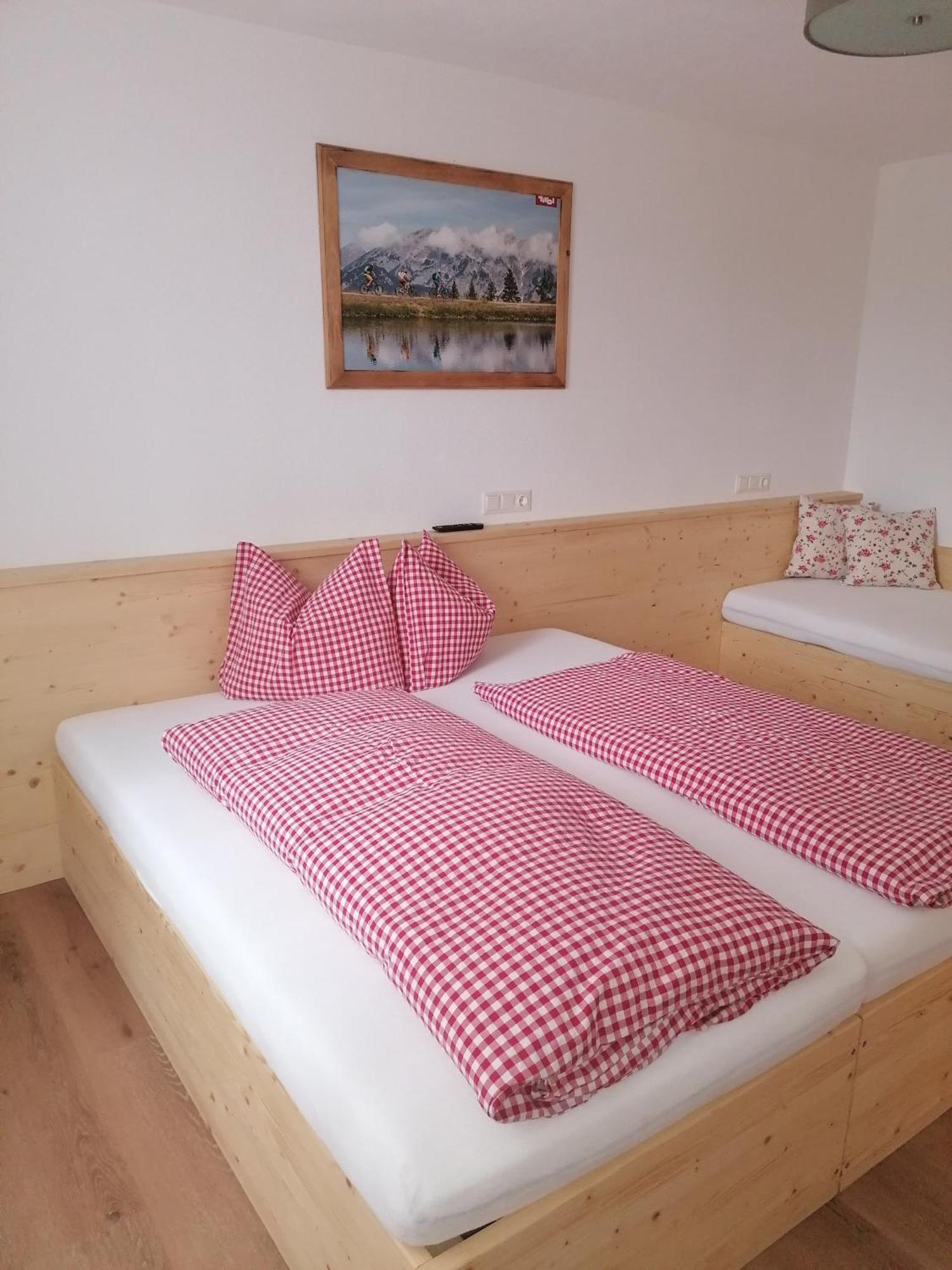 Zachhof Apartman Ellbögen Kültér fotó